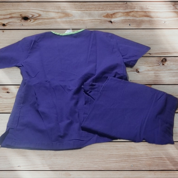 WOMEN'S URBANE SCRUBS - Picture 10 of 10